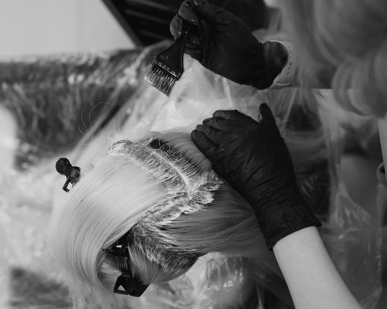 Farbbehandlung und Balayage im Blesk Hairstudio